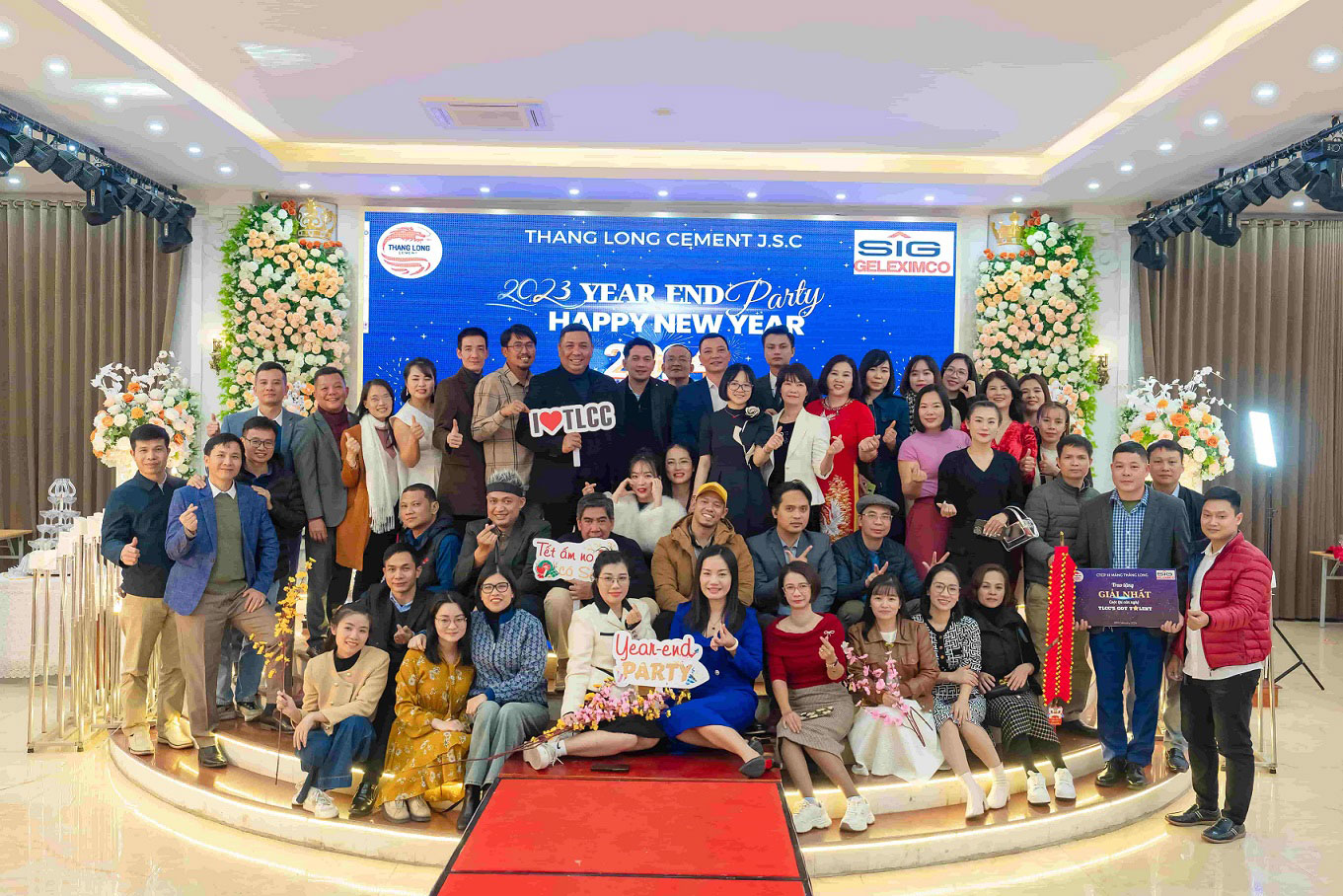 Đêm tiệc hạnh phúc của Xi măng Thăng Long