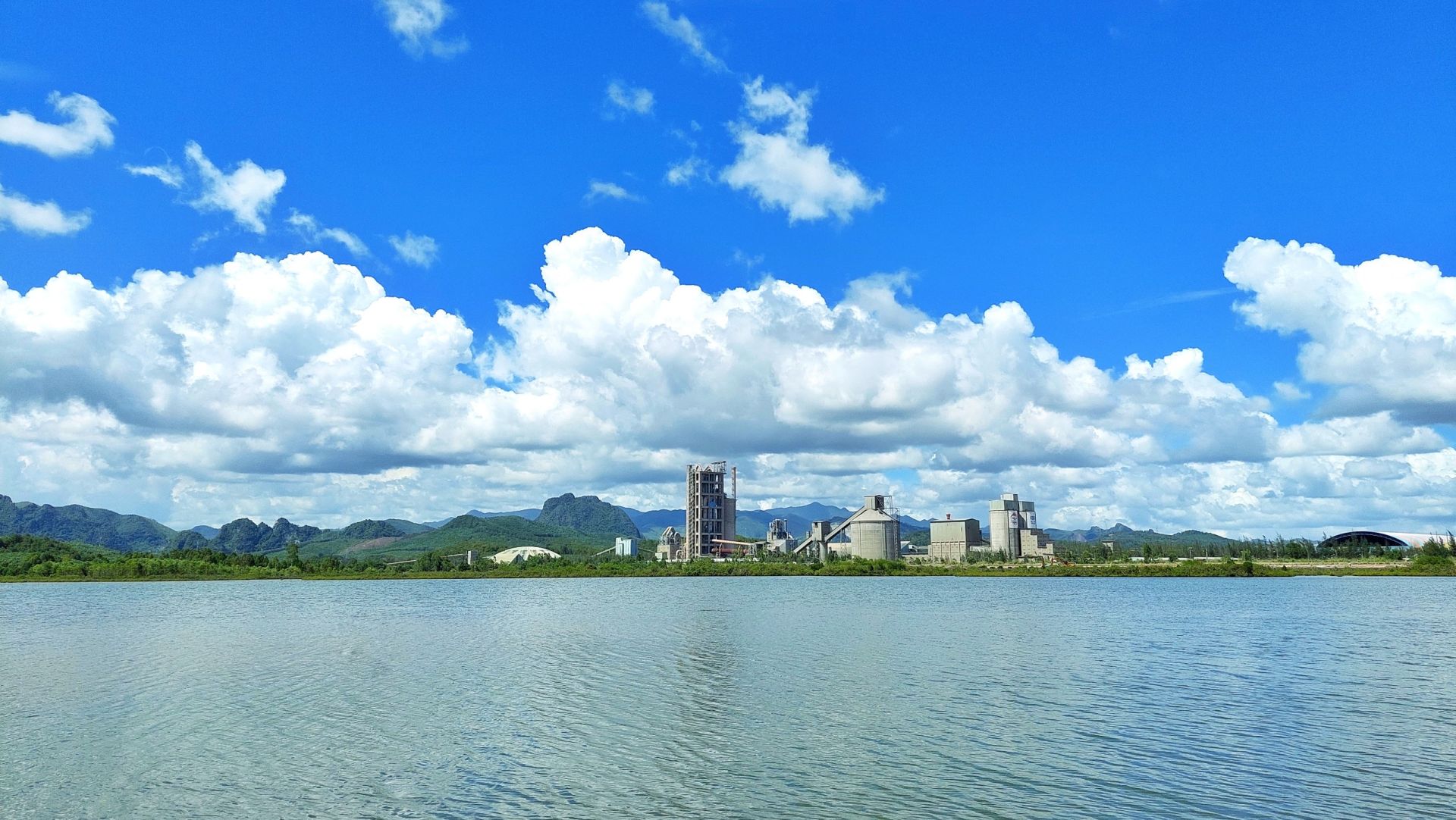 Tin tức